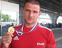 Минаков-младший завоевал "серебро" на чемпионате Европы по самбо