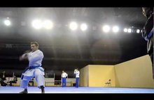 Разминка Антонио Диаза перед финалом Чемпионата мира по каратэ WKF 2012.