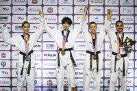 Чемпионат мира по тхэквондо: Южная Корея уходит в отрыв