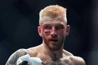 Турнир UFC 313 остался без со-главного события: Дэн Хукер выбыл из поединка с Джастином Гэтжи