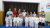 Мастер-класс по каратэ среди обучающихся и их родителей