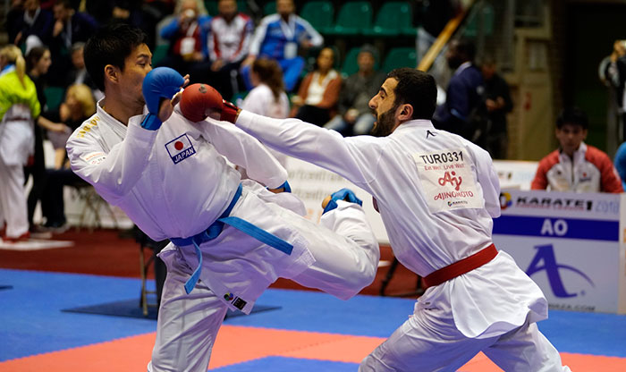 Рио Киюна на Премьер-Лиге Karate1 2018 в Роттердаме