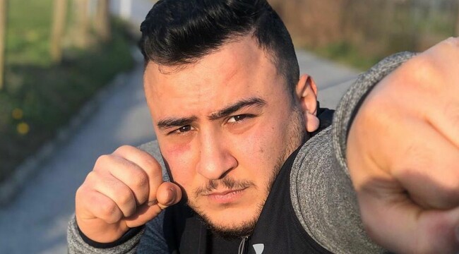 Озен помогал людям во время теракта