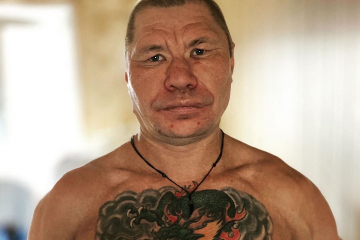 Олег Монгол против толстяка 240 кг