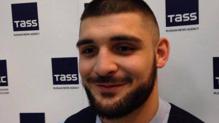 Дагестанский боксёр Курбанов сказал, сколько ему нужно денег в месяц