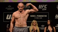 Алексей Олейник покинул UFC