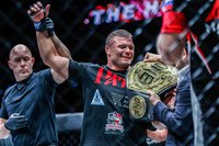 Лига ONE FC назвала Анатолия Малыхина лучшим ММА-бойцом года