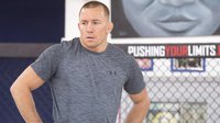 Сент-Пьер взвесил шансы Оливейры и Махачева в предстоящем бою