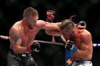 Лучшие моменты бойцовского шоу UFC 286 – видео