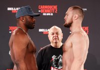 Сергея Билостенного дисквалифицировали в дебютном поединке в Bellator – видео