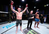 Сергей Павлович нокаутировал Кертиса Блэйдса в первом раунде на UFC Fight Night 222