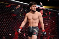 Генри Сехудо: «В UFC наняли меня, чтобы я убрал Стерлинга»