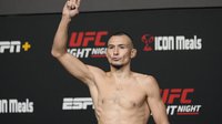 Российскому легковесу Исмагулову предложили улучшенный контракт в UFC