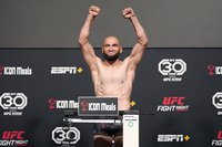 Результаты и видео взвешивания участников бойцовского шоу UFC on ESPN 49