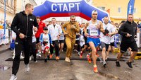 Умар Кремлёв, Егор Мехонцев и чемпионы мира приняли участие в массовом забеге - видео