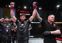  Названы обладатели бонусов по итогам турнира UFC Fight Night 234