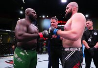 Лучшие моменты турнира UFC Fight Night 238: Розенстрайк vs Газиев – видео