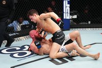 Вячеслав Борщёв досрочно уступил Чейзу Хуперу на турнире UFC on ESPN 56