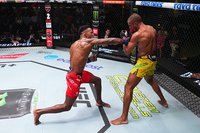Лучшие моменты и финиши турнира UFC Fight Night 241: Барбоза vs. Мёрфи – видео