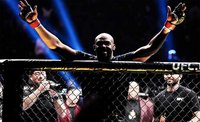 Легендарный чемпион UFC Джон Джонс объявил дату возвращения в октагон