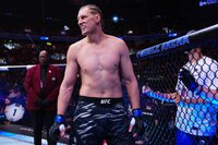 Александр Волков раскрыл свой план на бой с Алмейдой: «Шансов у меня много»