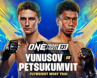 Российский боец Рустам Юнусов нокаутировал тайского соперника на турнире One Friday Fights 131