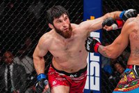 Ренато Мойкано предлагает дать Магомеду Анкалаеву поединок за второй чемпионский титул UFC