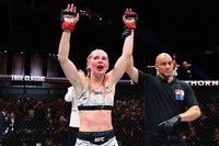 Дарья Железнякова одолела Мелиссу Маллинз решением судей на турнире UFC on ABC 8 – видео