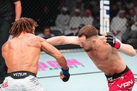 Пётр Ян победил Маркуса МакГи по очкам в со-главном поединке турнира UFC on ABC 9