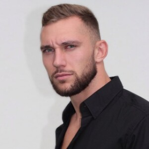 Виталий Романов