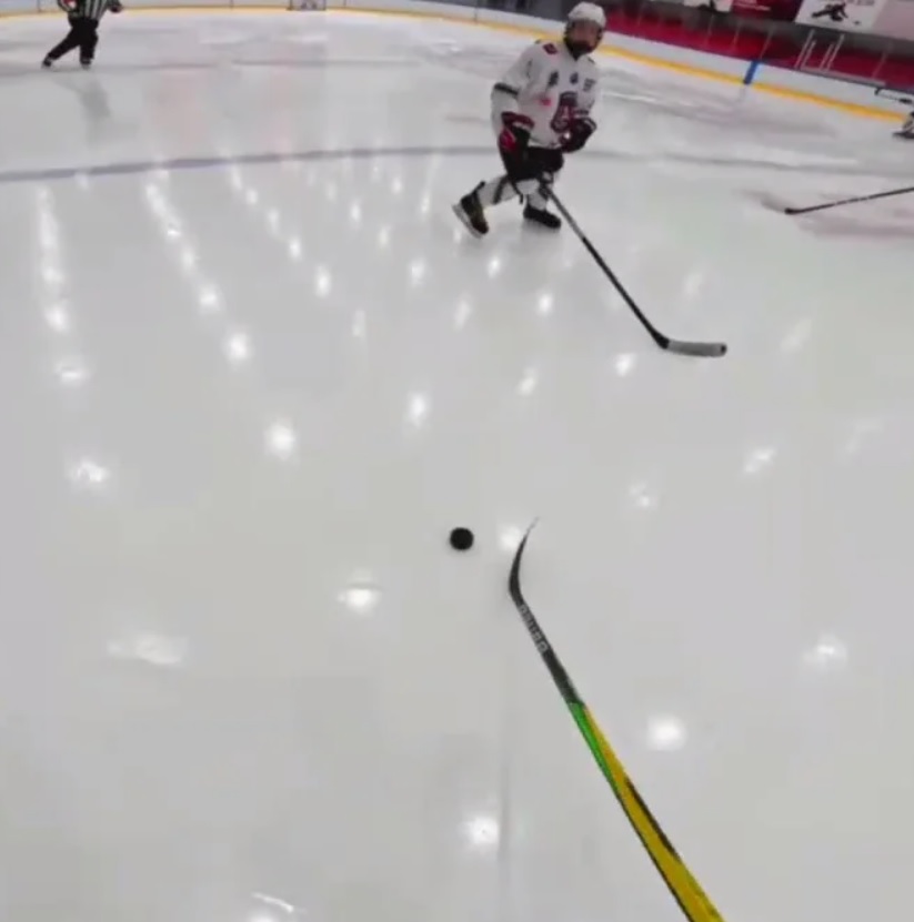 ИГРОК ШОРТ ХОККЕЯ